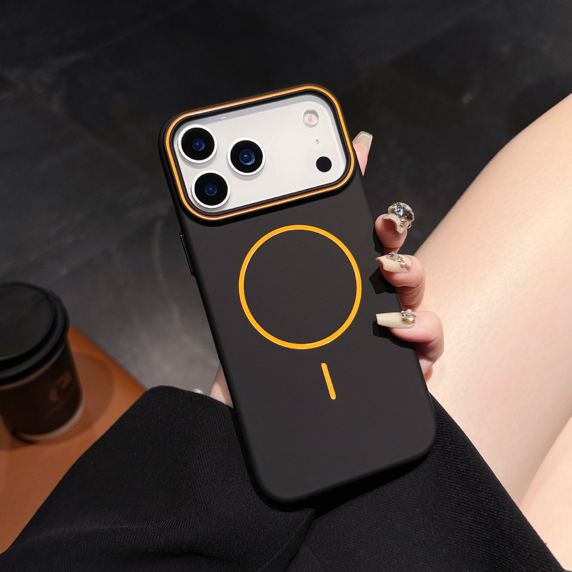 Premium iPhone Case with Magnetic Grip & Anti-Drop Protection - Moderno Collections