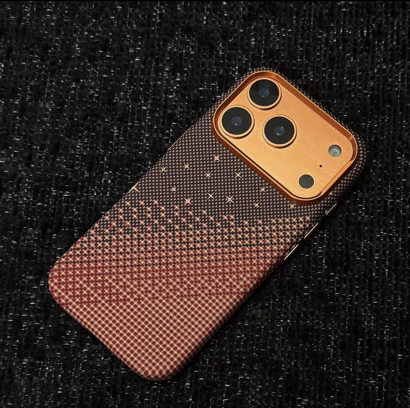 Premium Magnetic iPhone Case with Kevlar Protection - Moderno Collections