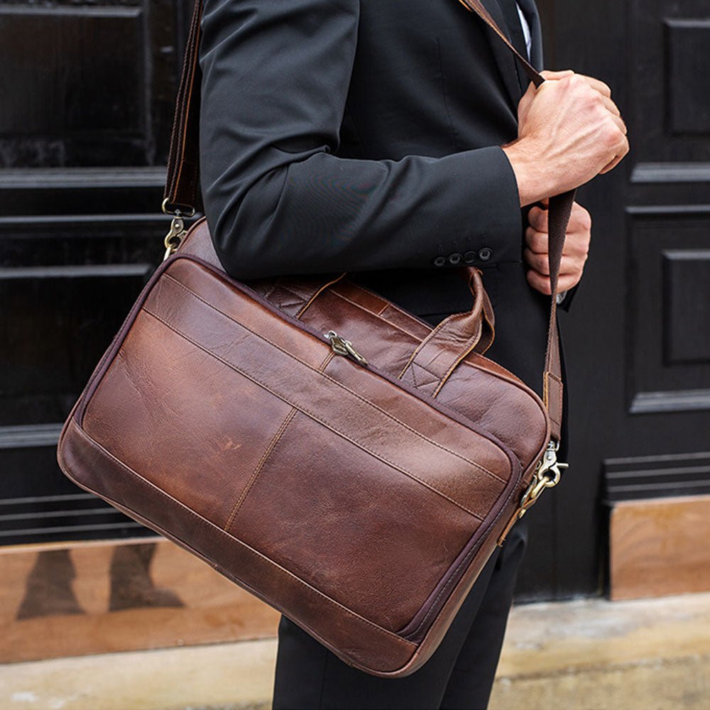 StridePack Leather Messenger Bag - Moderno Collections