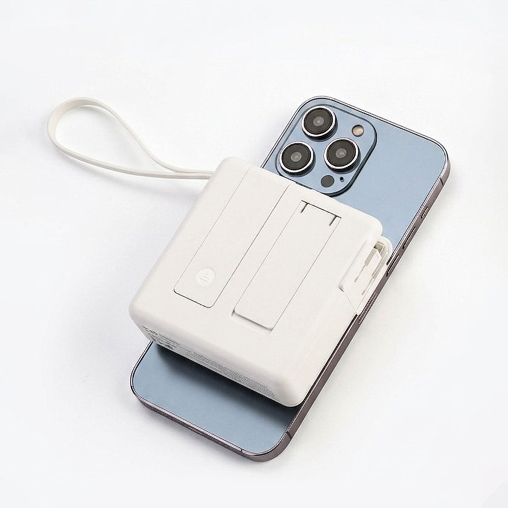 VoltFusion 4 - in - 1 Qi2 Power Bank - Moderno Collections