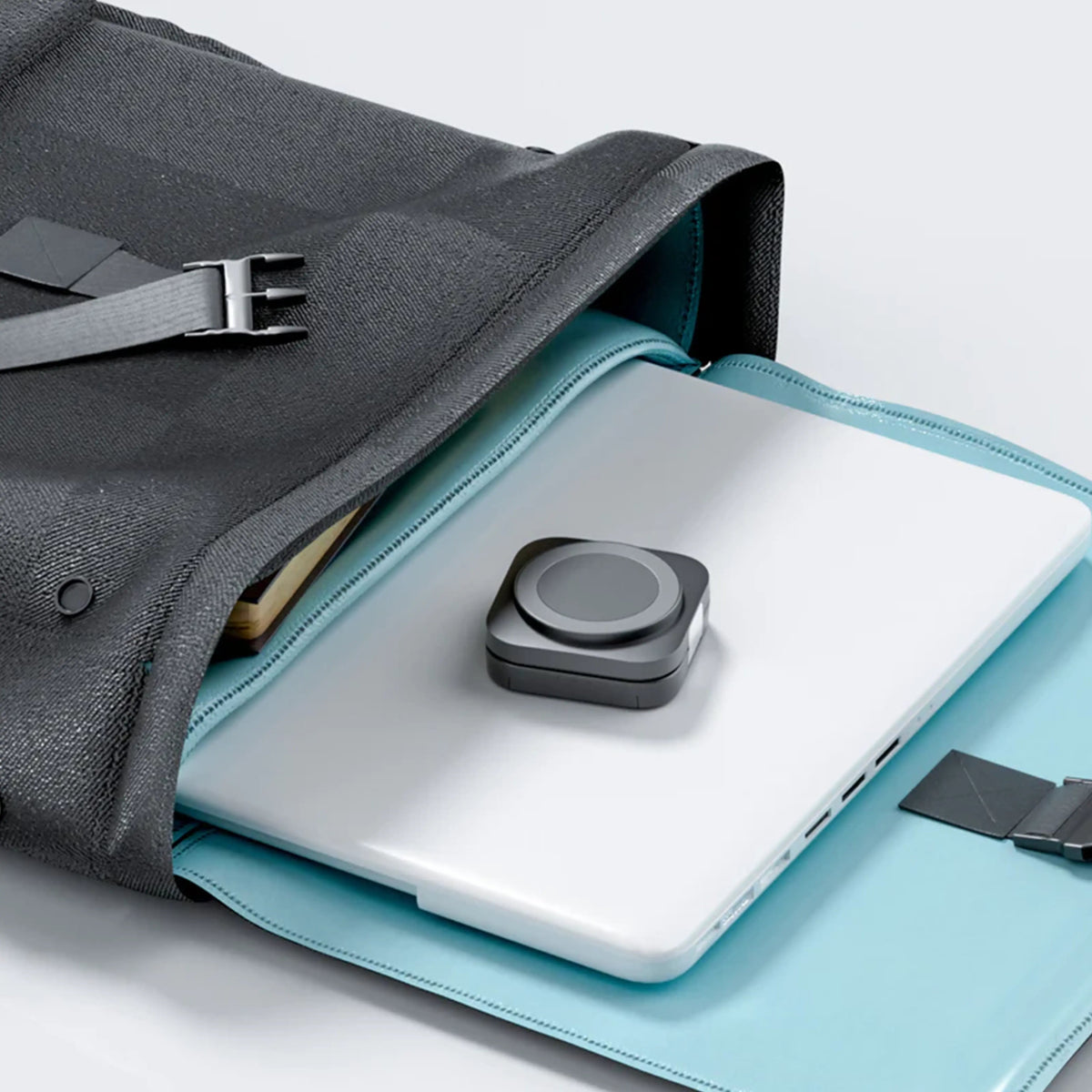 PortaMag Trio: Compact 3-in-1 MagSafe Charging Hub - Moderno Collections